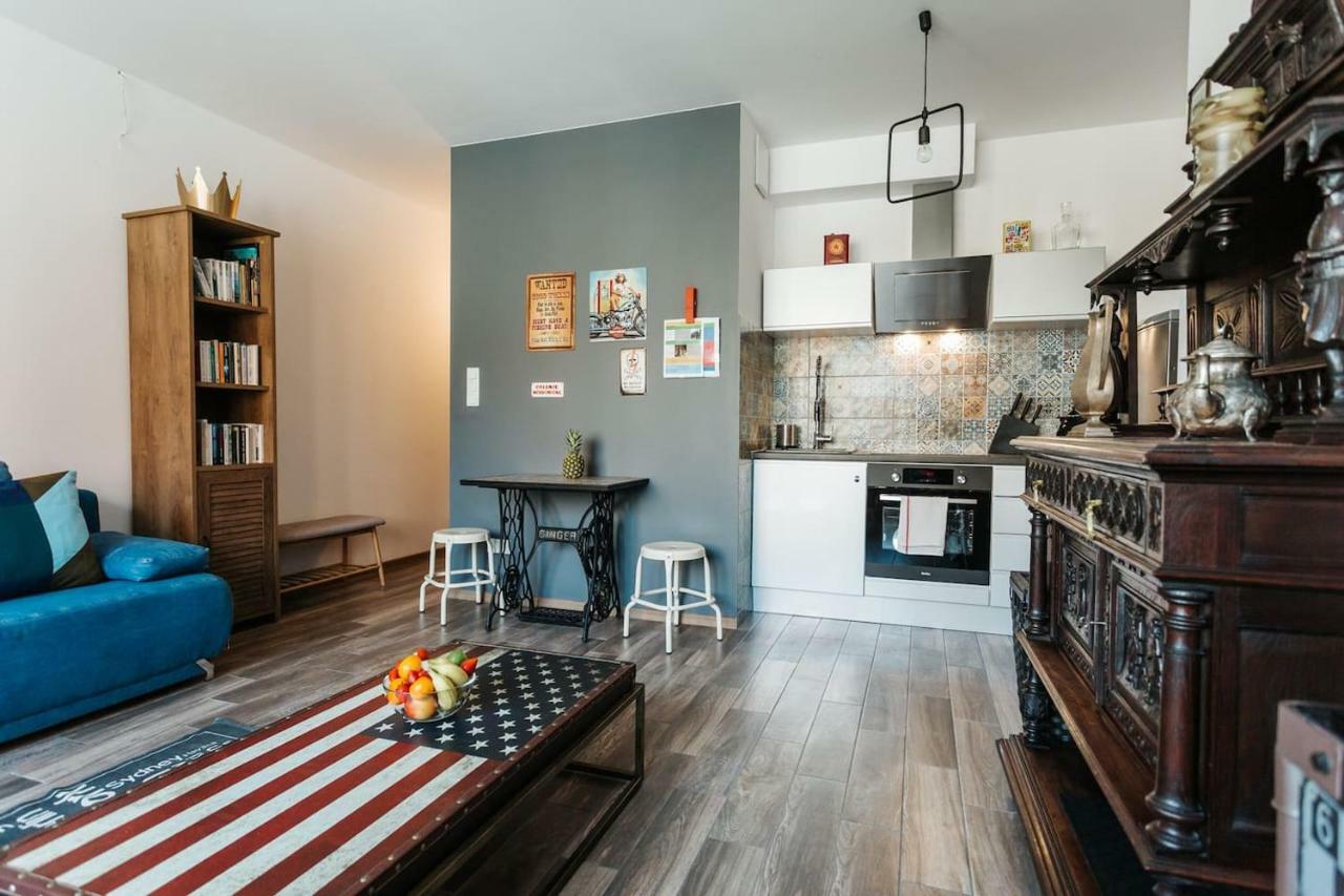 Singer Retro Studio In Kazimierz Krasków Εξωτερικό φωτογραφία